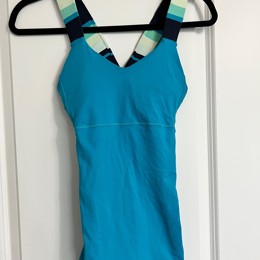 Lululemon tank top